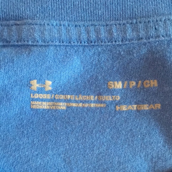 UCLA golf t-shirt… - Picture 5 of 5